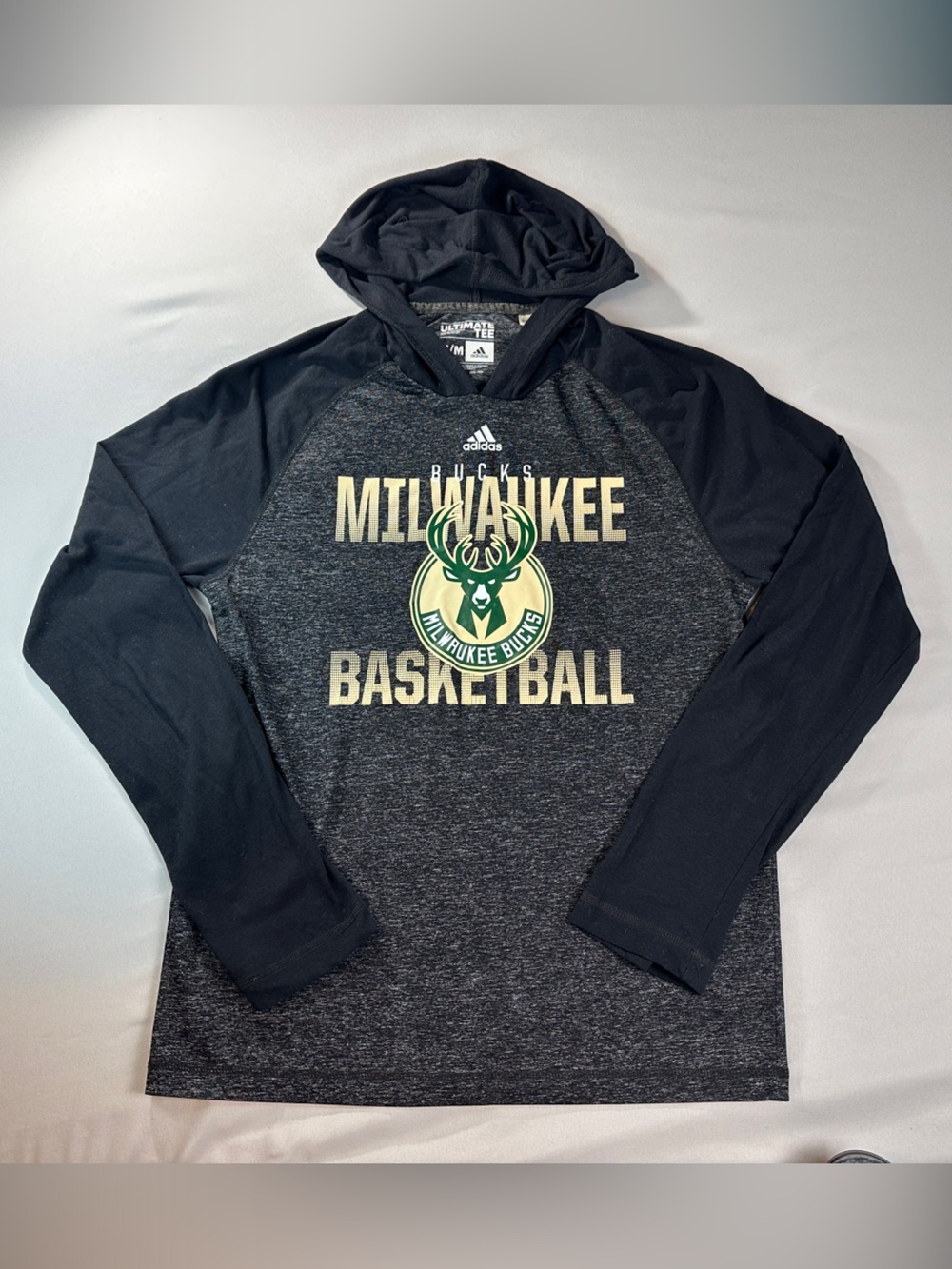 adidas Men's Milwaukee Bucks Shirt  M Climalite Hood Black Gray Pullover Hoodie